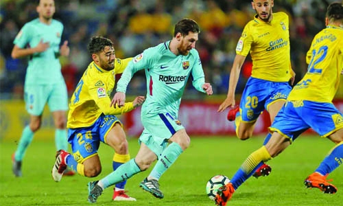 Barca draw Las Palmas,1-1 Barca draw Las Palmas,1-1