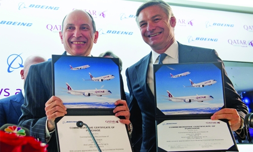 Qatar Airways in deal to buy 100 Boeing airplanes Qatar Airways in deal to buy 100 Boeing airplanes