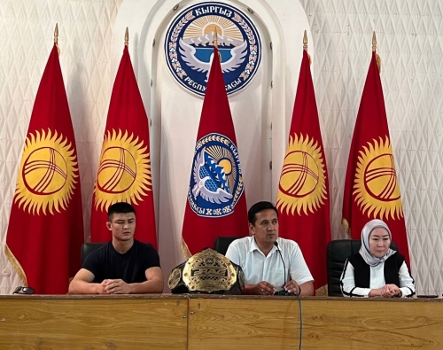 New BRAVE CF champion Nemat Abdrashitov honoured by hometown mayor for world title win New BRAVE CF champion Nemat Abdrashitov honoured by hometown mayor for world title win