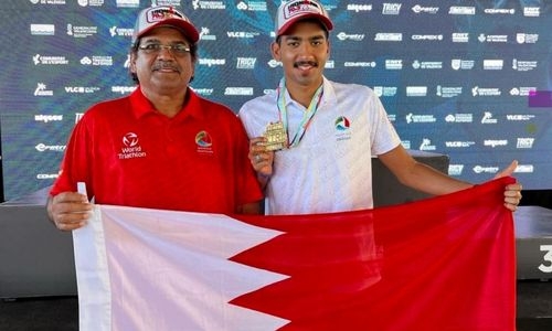 Omar Hamza wins under-23 category in Spain triathlon race
