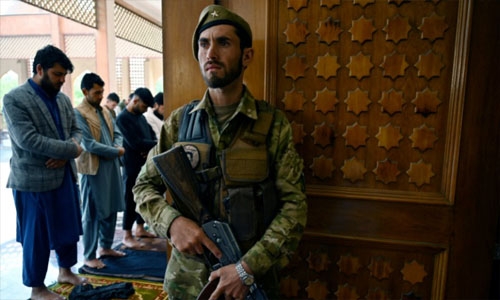 Bombs kill 11 Afghan civilians on first day of three-day ceasefire Bombs kill 11 Afghan civilians on first day of three-day ceasefire