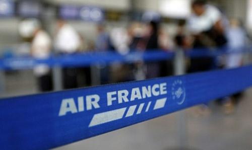 Female Air France crew can opt out of Iran flights over headscarf Female Air France crew can opt out of Iran flights over headscarf