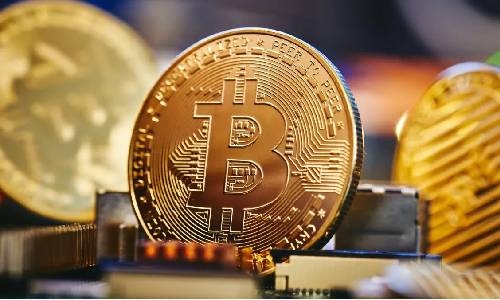 Bitcoin falls to lowest since January, in line with tumbling stock markets Bitcoin falls to lowest since January, in line with tumbling stock markets