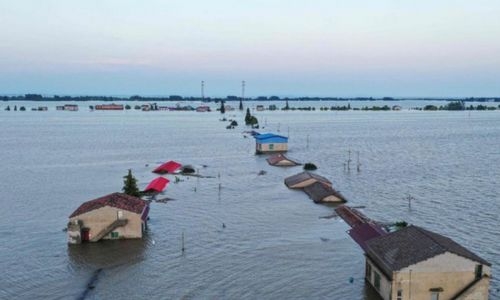Hundreds stranded in rural Tibet after heavy rain