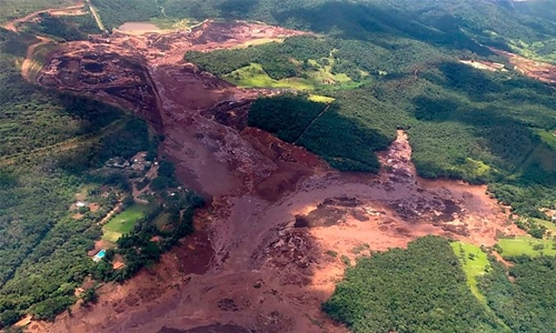 Brazil dam collapses, killing ‘several’