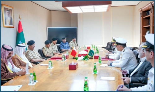 Bahrain’s Commander-in-Chief Receives Pakistan’s Naval Chief