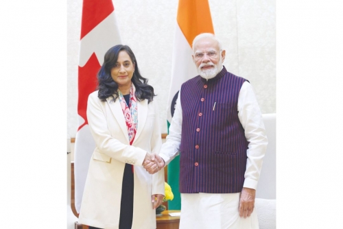Canadian FM in India to rebuild relations 