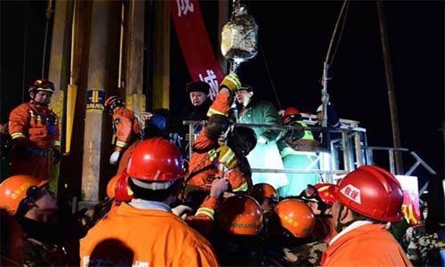  Four miners rescued in China after being trapped underground for 36 days