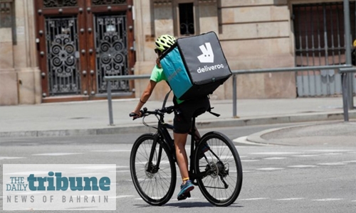 Amazon’s Deliveroo deal faces in-depth UK probe