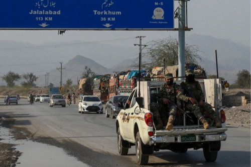 Blasts and gunfire rock Kabul as Afghanistan-Pakistan clashes escalate