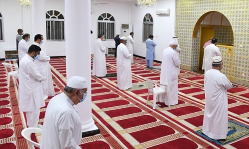 Two more Bahrain mosques closed, says ministry