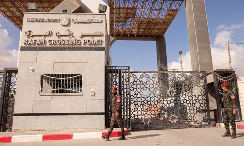 Egypt re-opens Gaza crossing as Israel eases restrictions Egypt re-opens Gaza crossing as Israel eases restrictions