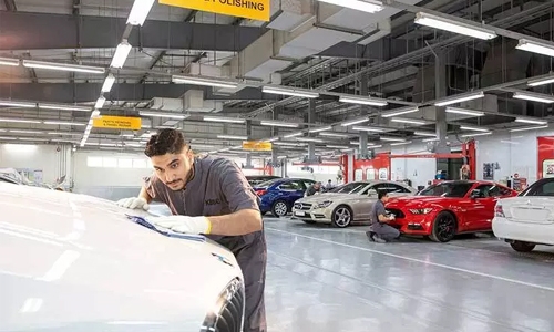 Kanoo offers dedicated body paint services Kanoo offers dedicated body paint services