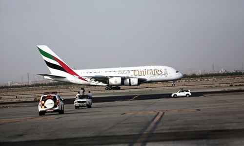 Dubai's Emirates sees 9% passenger growth in 2015