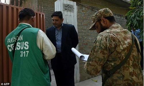 Pakistan's population tops 207 million: early census results