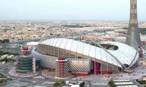 Qatar, FIFA urged to protect 800,000 workers from desert heat