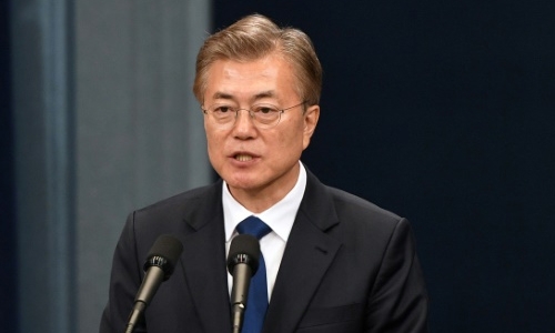 S.Korea's Moon urges calm on N.Korea, says war unthinkable