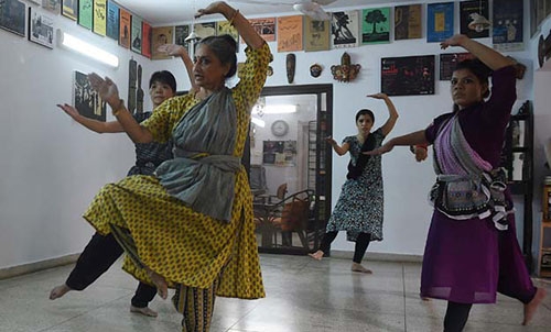 Art not sex, Pakistan's dancers take a stand