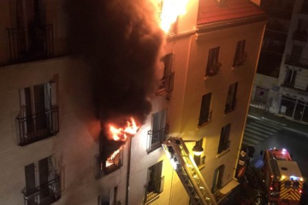 Eight dead in Paris apartment block fire