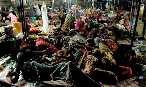 45,000 left homeless after Indonesia quake 45,000 left homeless after Indonesia quake