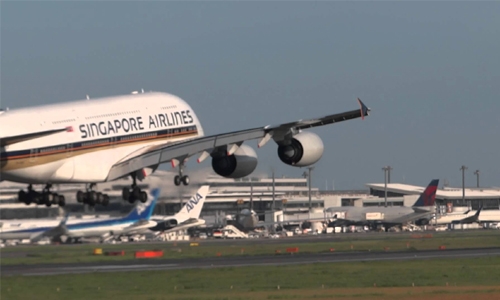 Jetliner lands in US after world’s longest flight