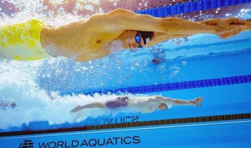 Qin Haiyang Clinches Second Gold in Singapore with Stunning Lane-Eight Victory