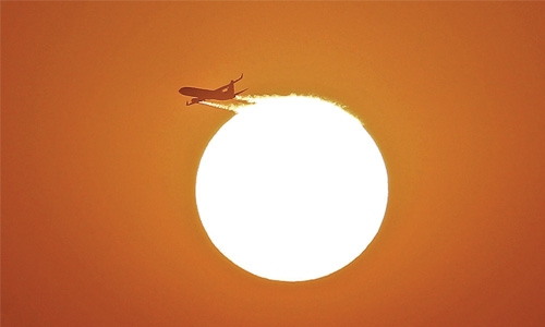 TRAI recommends allowing in-flight internet connectivity TRAI recommends allowing in-flight internet connectivity