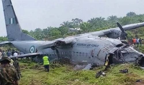 Nigerian Air Force Aircraft Crashes in Southwestern Nigeria
