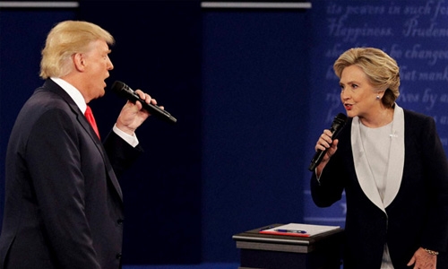 Suspicious envelope found at Clinton campaign office