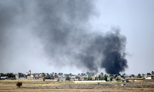 Artillery fire hits Iraq town despite ceasefire