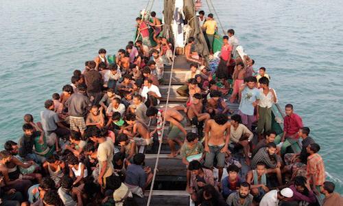 Migrants arrive in Indonesia after Australian turn-back