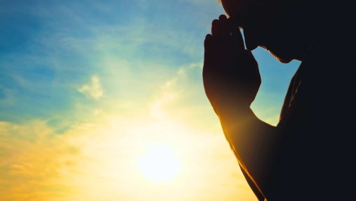 Dubai Suspends In-Person Worship Services Across Religious Sites Dubai Suspends In-Person Worship Services Across Religious Sites