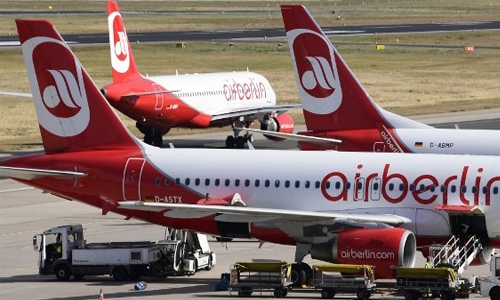 Troubled Air Berlin in talks to transfer planes to new airline