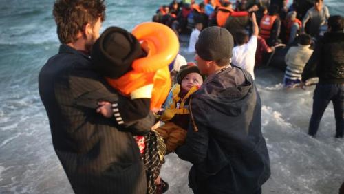 4 infants drown as refugee boat sinks