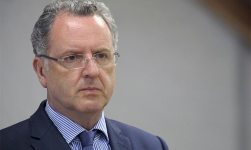 Ex-minister to run France's ruling party in parliament Ex-minister to run France's ruling party in parliament