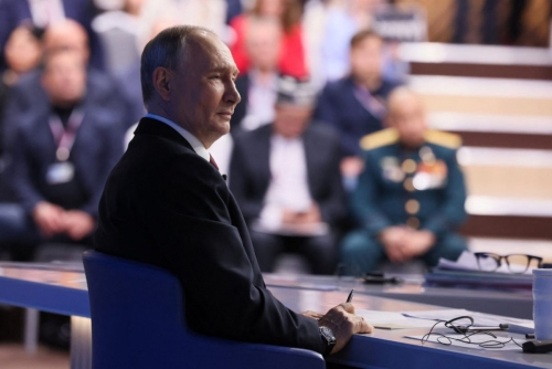 US Senate Passes New Sanctions On Russian Energy 
