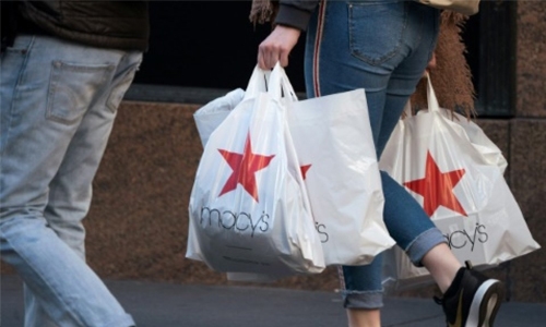US retail sees biggest drop in nearly 10 years