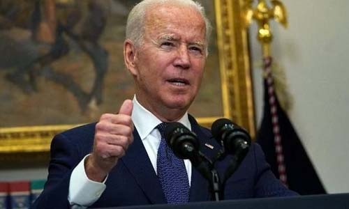 Biden hopeful for ending Afghan airlift on time, orders airlines' help