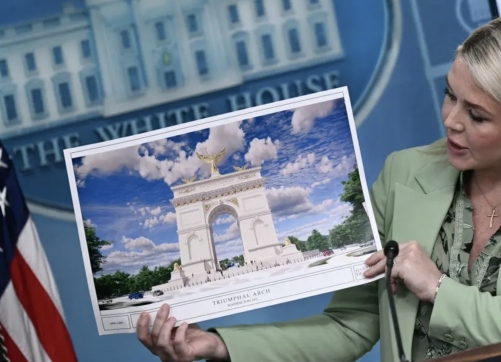 US Unveils “United States Triumphal Arch” to Mark 250 Years of Independence