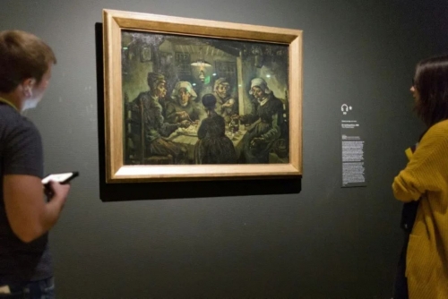 Van Gogh's Masterpieces Finally Reunite After 42 Years Van Gogh's Masterpieces Finally Reunite After 42 Years