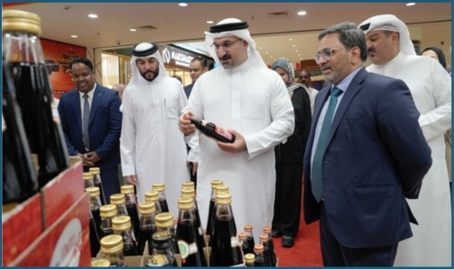 Bahrain Minister Inspects Markets Ahead of Ramadan