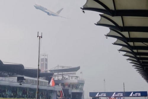 Gulf Air stages first Formula 1 fly-past outside Bahrain Gulf Air stages first Formula 1 fly-past outside Bahrain