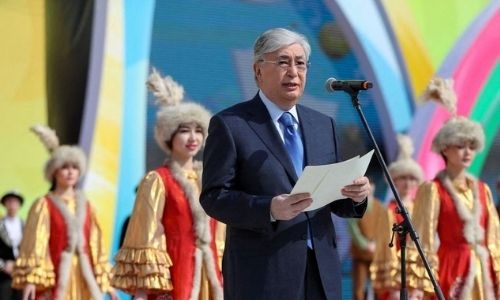Kazakhstan president quits ruling party, transfers leaderships to ally 