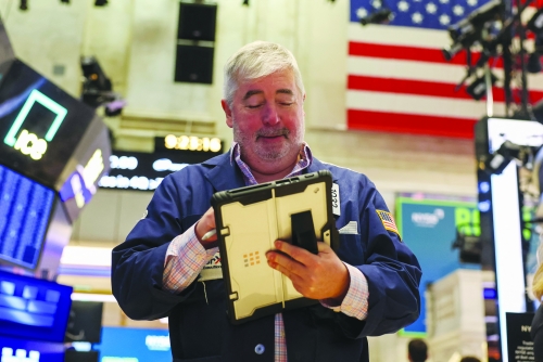 Oil prices gain as equities extend record run higher Oil prices gain as equities extend record run higher