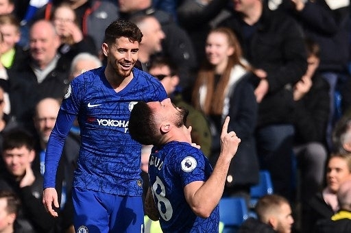 Giroud, Alonso back in favour as Chelsea sink Spurs