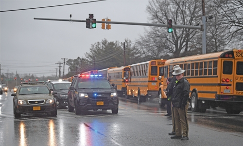 Two hurt, shooter dead  at US school