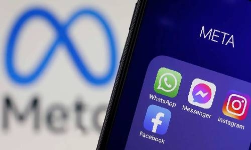 Russian court bans Facebook and Instagram, classifies Meta as 'extremist'