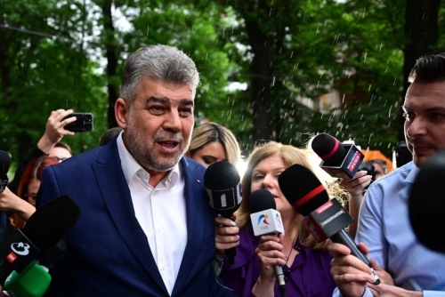 Romanian pro-EU PM faces no-confidence motion