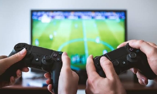 Bahraini man sues wife for playing PlayStation with stranger