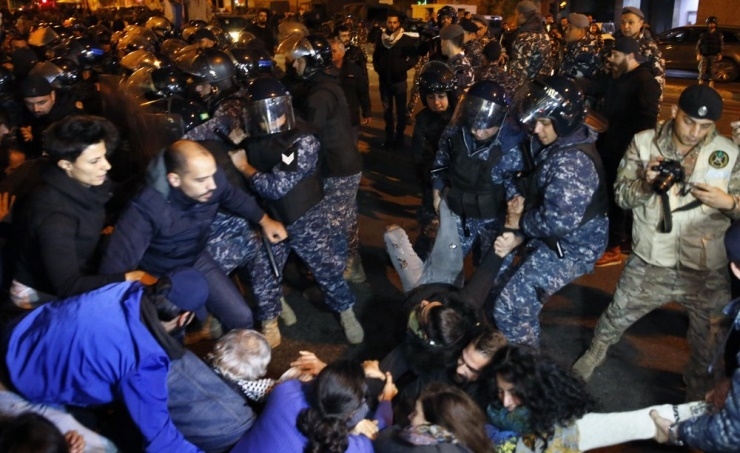 Lebanon’s outgoing PM backs businessman to replace him Lebanon’s outgoing PM backs businessman to replace him